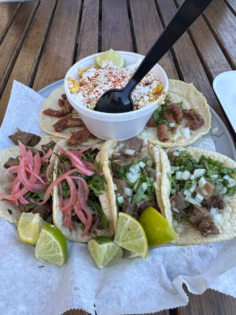 애리조나 피닉스 맛집 추천: Mesa에서 찾은 진짜 타코 맛집, Taco Chiwas 방문 후기